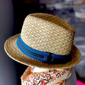 STRAW FEDORA HAT